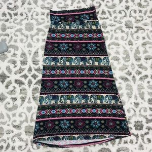 🔸3/$7 BUNDLE 🔸 Elephant Maxi Skirt
